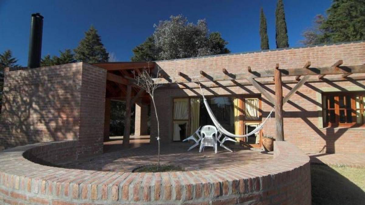 2 bedrooms House in Cordoba, Argentina No. 1751