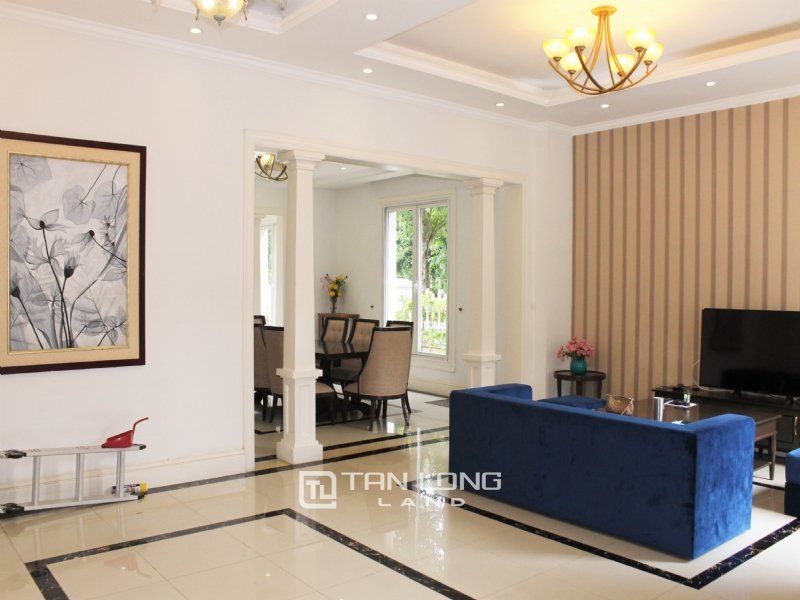 4 Schlafzimmer Villa in Long Bien, Vietnam, Nr. 854