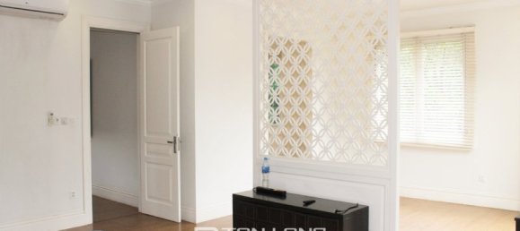 4 Schlafzimmer Villa in Long Bien, Vietnam, Nr. 854 8