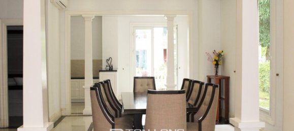 4 Schlafzimmer Villa in Long Bien, Vietnam, Nr. 854 3