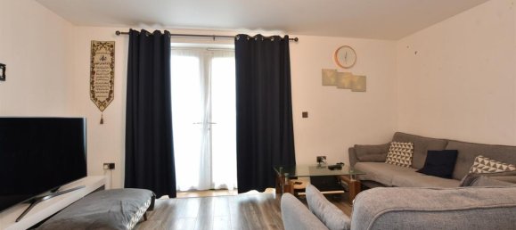 2 bedrooms Apartment in Essex, United Kingdom No. 4162 6