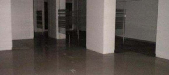 Gewerbliche Immobilie in Maia, Portugal 254m², Nr. 42835 5