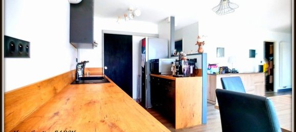 3 bedrooms House in Luant, France No. 241872 2