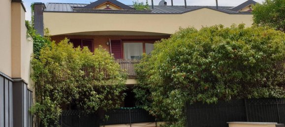  مرآب في Monza, Italy 25متر مربع رقم 164391 3