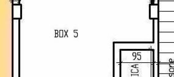  مرآب في Monza, Italy 25متر مربع رقم 164391 4