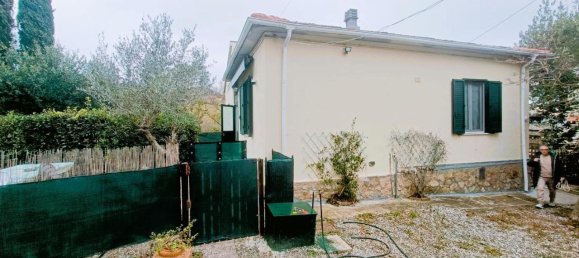 4 rooms House in Rosignano Marittimo, Italy No. 107873 3