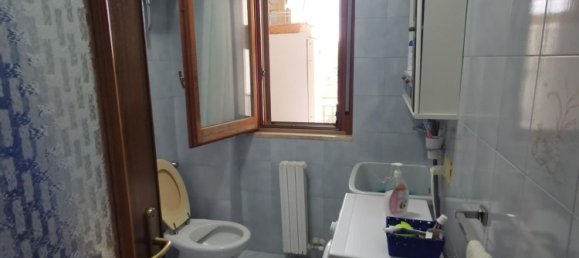 4-salle Appartement à Taranto, Italy No. 251399 12