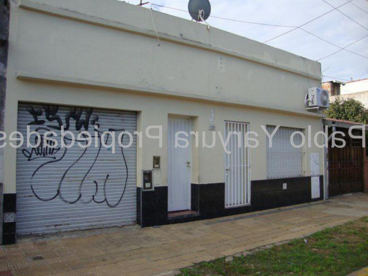 2 bedrooms Apartment in Tres de Febrero, Argentina No. 11099