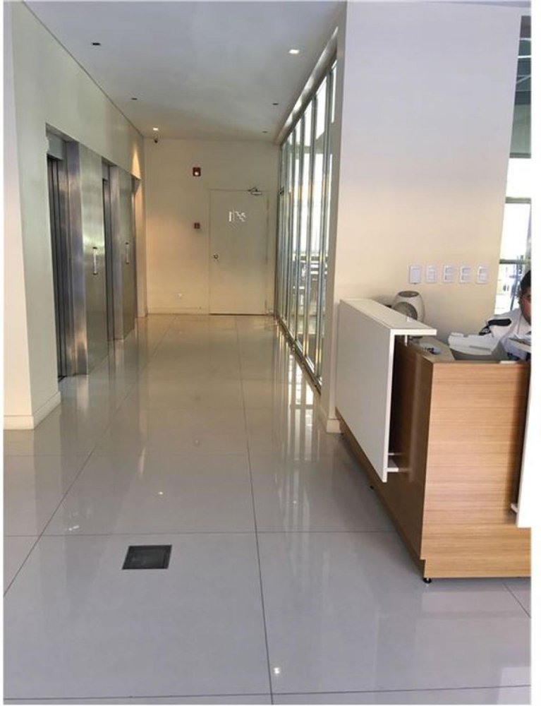 Imóvel comercial em Buenos Aires, Argentina 65 m² N.º 108987