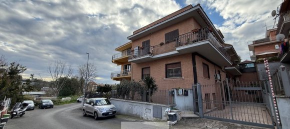 Apartamento de 2 habitaciónes en Rome, Italy No. 46298 2