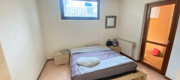 3غرفة منزل ذو طابقين في Rome, Italy رقم 44736 6