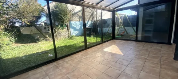 Casa de 4 dormitorios en Morangis, France No. 320755 4