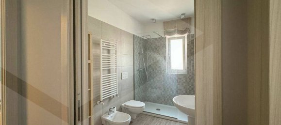 Apartamento de 2 divisões em Triggiano, Italy N.º 23499 12