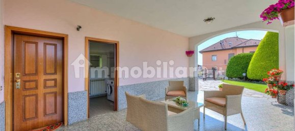 4 chambres Villa à Montano Lucino, Italy No. 10901 5