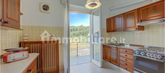 4 chambres Villa à Montano Lucino, Italy No. 10901 17