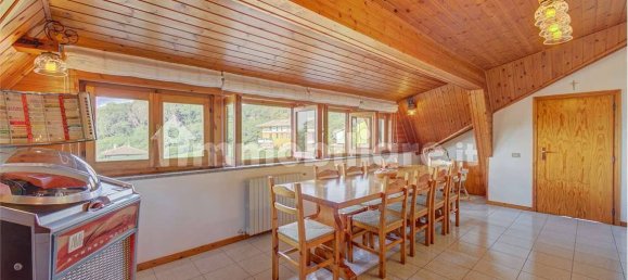 4 chambres Villa à Montano Lucino, Italy No. 10901 38