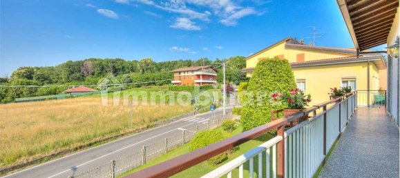 4 chambres Villa à Montano Lucino, Italy No. 10901 34