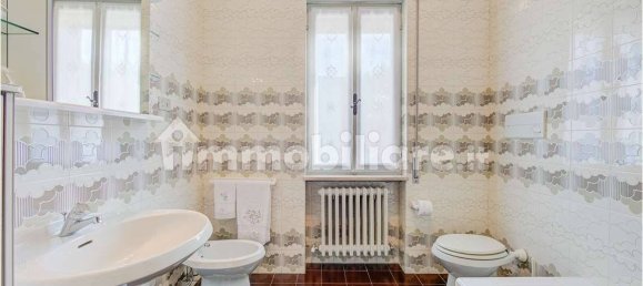 4 chambres Villa à Montano Lucino, Italy No. 10901 13