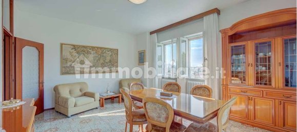 4 chambres Villa à Montano Lucino, Italy No. 10901 22