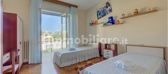 4 chambres Villa à Montano Lucino, Italy No. 10901 25