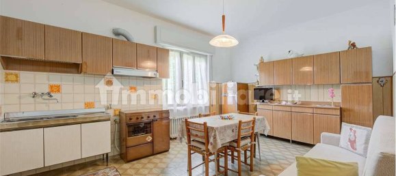 4 chambres Villa à Montano Lucino, Italy No. 10901 11