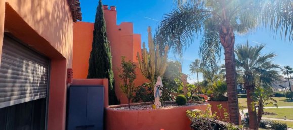 Apartamento de 2 dormitorios en Estepona, Spain No. 82452 20