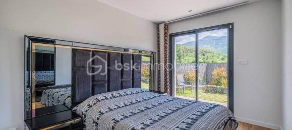 4 bedrooms Villa in Brie-et-Angonnes, France No. 351687 8