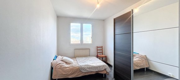 2 bedrooms Apartment in Saint-Andre-les-Vergers, France No. 159921 21