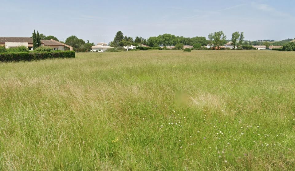 585m² Land in Montauban, France No. 41455