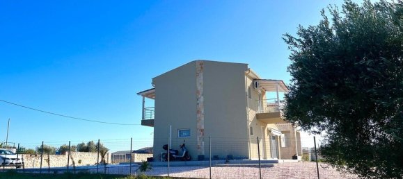 3 Schlafzimmer Gewerbliche Immobilie in Chalkidiki, Greece, Nr. 2415 4