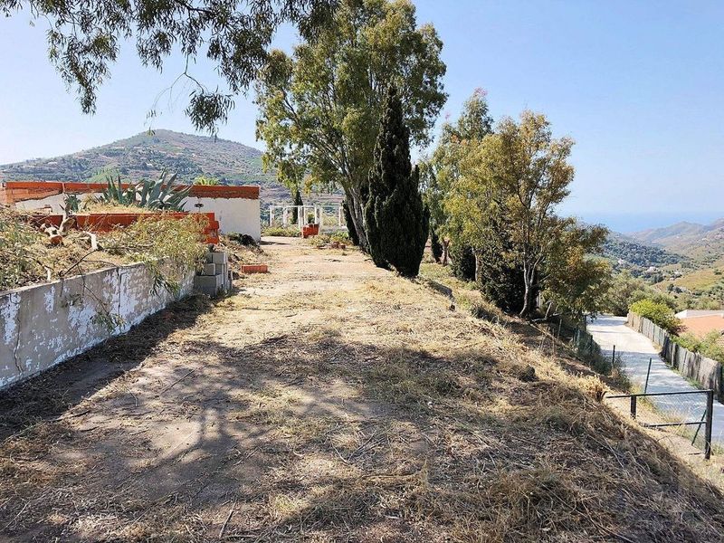 Земельный участок 2376м² в Компета, Испания № 228362