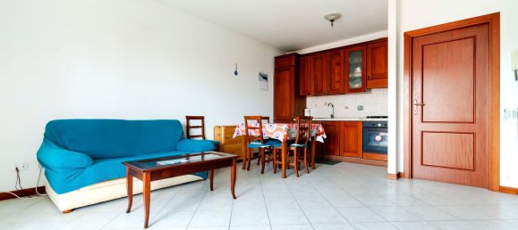 Квартира с 3 комнатами в Рим, Италия № 221961 3