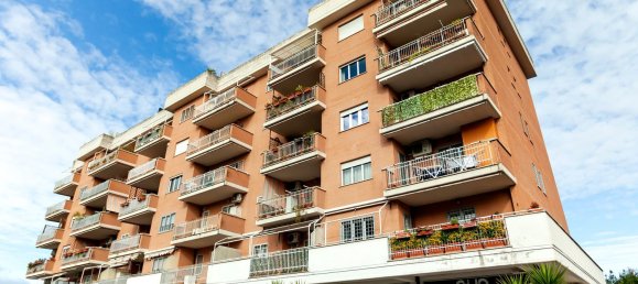 Квартира с 3 комнатами в Рим, Италия № 221961 9