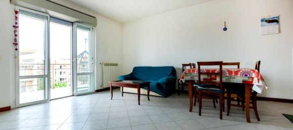 Квартира с 3 комнатами в Рим, Италия № 221961 18