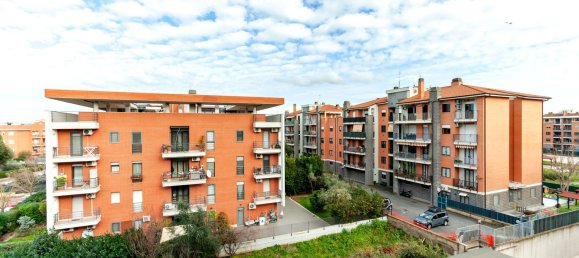 Квартира с 3 комнатами в Рим, Италия № 221961 17