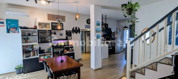 3 bedrooms Penthouse in Rozzano, Italy No. 312991 6