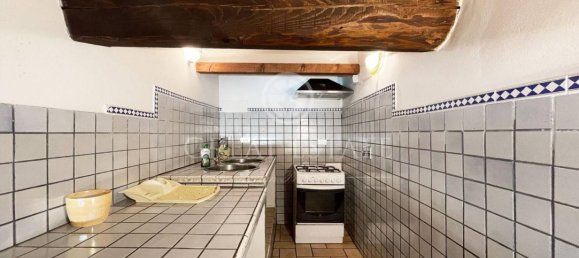 5 bedrooms Apartment in Montepulciano, Italy No. 57094 8