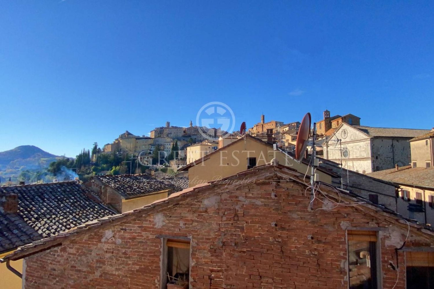 5 bedrooms Apartment in Montepulciano, Italy No. 57094