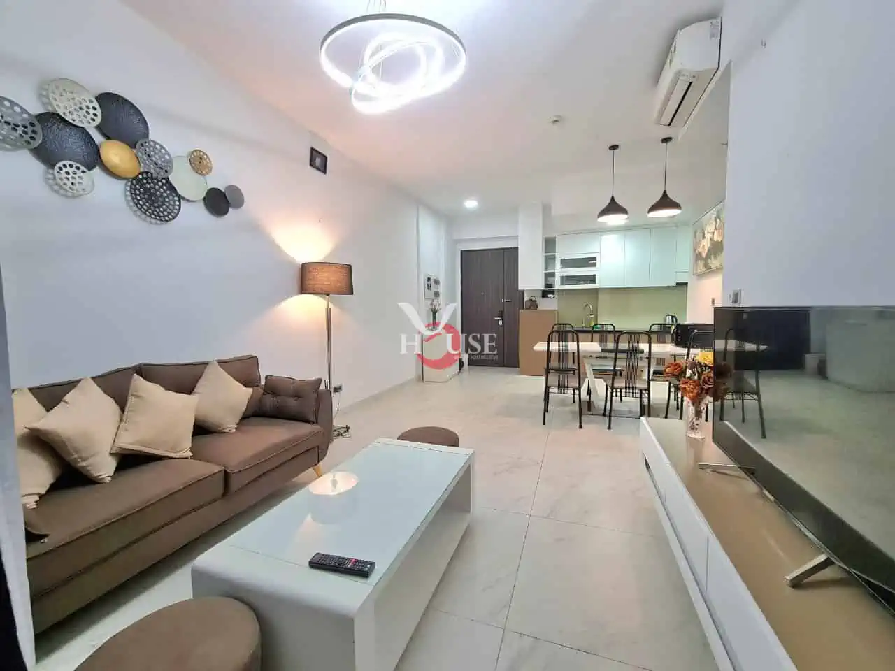 Квартира с 2 спальнями в Район 7, Вьетнам № 10074