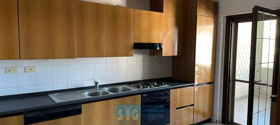 3 bedrooms Apartment in Latina, Italy No. 280612 8