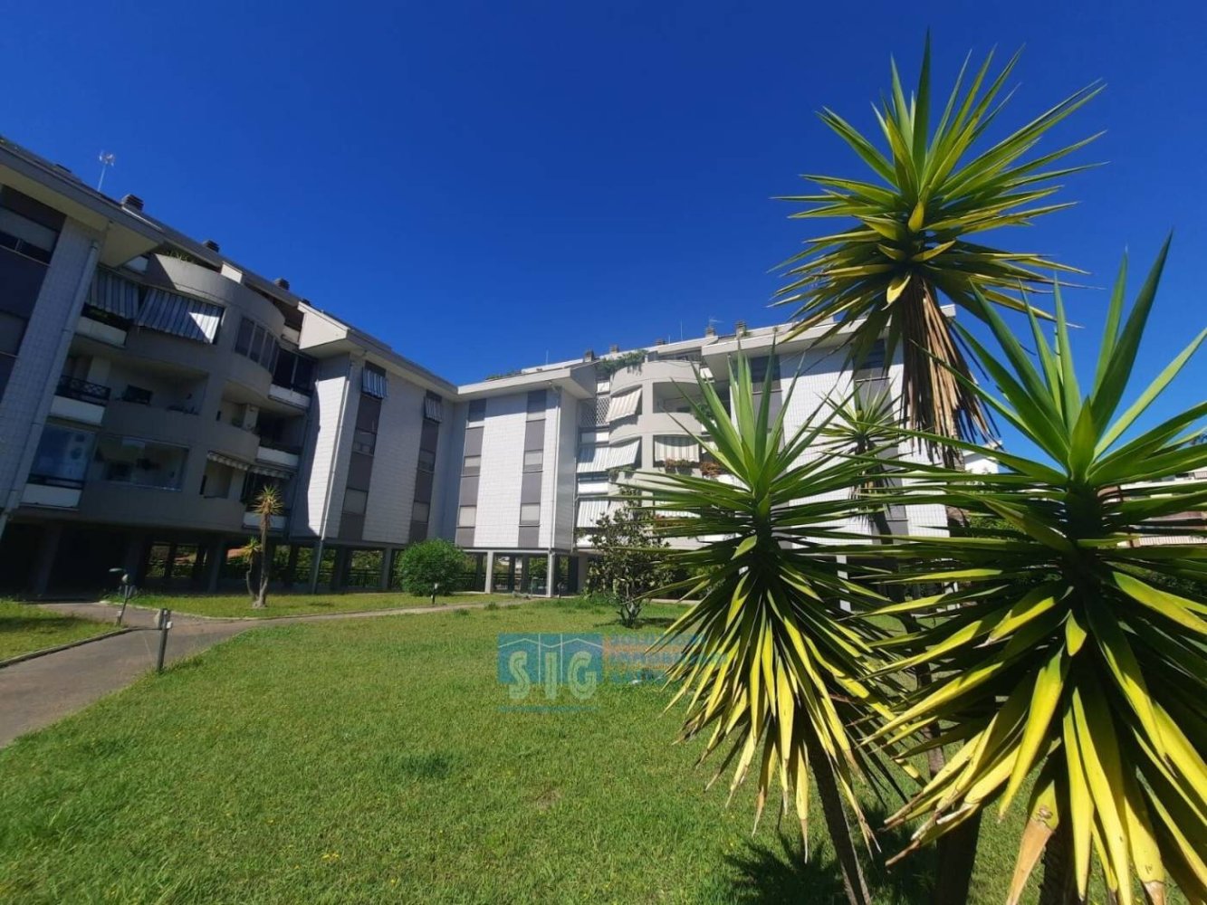 3 bedrooms Apartment in Latina, Italy No. 280612