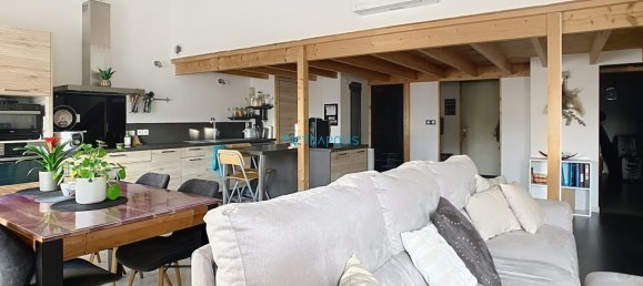 2 bedrooms Apartment in Villefranche-sur-Saone, France No. 202315 4