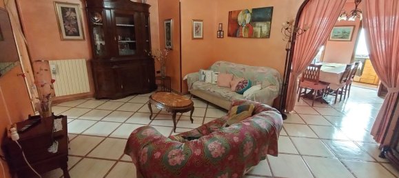 4-salle Appartement à Sassari, Italy No. 257029 2