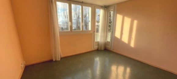 3 bedrooms Apartment in Grenoble, France No. 200174 2