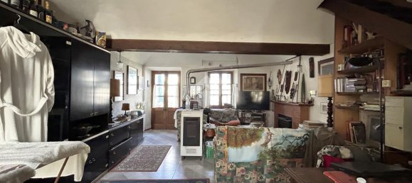 5 rooms House in Vialfrè, Italy No. 130814 2