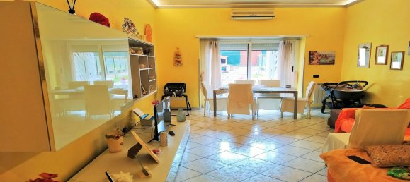 2-salle Appartement à Rome, Italy No. 143773 13