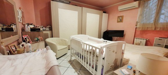 2-salle Appartement à Rome, Italy No. 143773 17