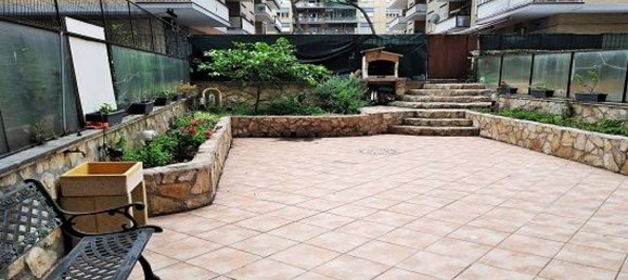 2-salle Appartement à Rome, Italy No. 143773 12