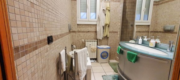 2-salle Appartement à Rome, Italy No. 143773 4