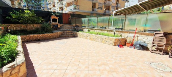 2-salle Appartement à Rome, Italy No. 143773 10